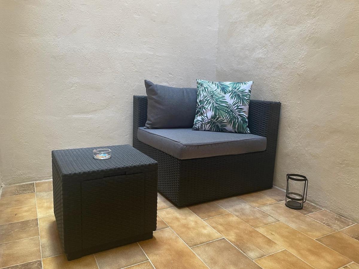 Parisio One Bedroom Maisonette In סליאמה מראה חיצוני תמונה